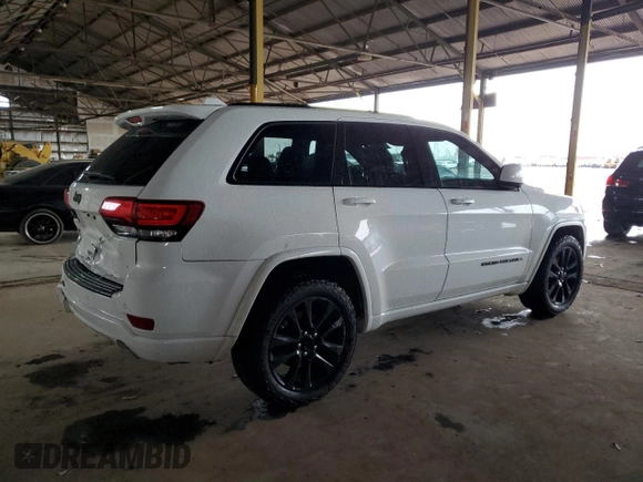 2017 Jeep Grand Cherokee Laredo with VIN 1C4RJEAG8HC930025, listed as a Copart auction lot 47613045 with 101,329 mi miles and Salvage Title. Bid and sale history available at carsss.com. Image 3.