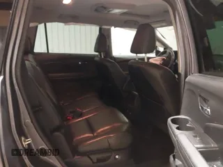 2017 Honda Pilot Touring with VIN 5FNYF6H91HB084737, listed as a IAAI auction lot 41608145 with 86,696 mi miles. Bid and sale history available at carsss.com. Image 8.
