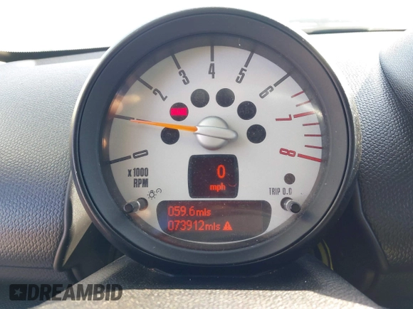 2014 MINI Countryman S z VIN WMWZC3C57EWP51864, wystawiony jako IAAI lot #42556774 z przebiegiem 73 912 mil mil oraz . Historia ofert i sprzedaży dostępna na DreamBid. Obrazek 7.