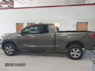 2007 Toyota Tundra SR5 with VIN 5TFBT54137X006800, listed as a IAAI auction lot 42061641 with 186,139 mi miles and . Bid and sale history available at DreamBid. Image 14.
