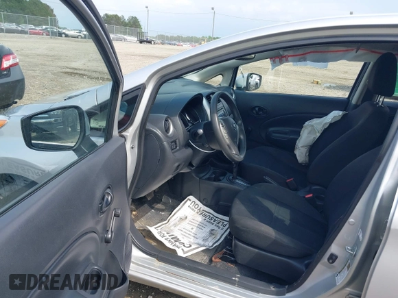 2015 Nissan Note SV with VIN 3N1CE2CPXFL440194, listed as a IAAI auction lot 42112943 with 95,623 mi miles and . Bid and sale history available at DreamBid. Image 5.