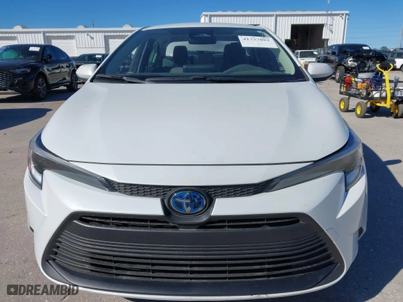 2024 Toyota Corolla Hybrid LE with VIN JTDBCMFE7R3050089, listed as a IAAI auction lot 41737082 with 39,106 mi miles. Bid and sale history available at carsss.com. Image 12.