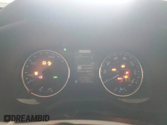 2022 Toyota RAV4 Hybrid XLE Premium with VIN 4T3B6RFV0NU097458, listed as a Copart auction lot 59433035 with 39,742 mi miles and Salvage title. Bid and sale history available at DreamBid. Image 9.
