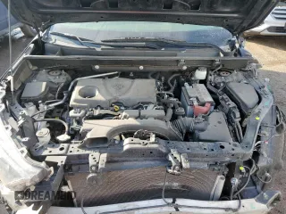 2019 Toyota RAV4 XLE with VIN JTMP1RFV3KD040457, listed as a Copart auction lot 46469435 with 62,067 mi miles and Salvage Title. Bid and sale history available at carsss.com. Image 12.