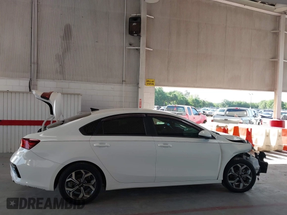 2019 Kia Forte LXS with VIN 3KPF24AD5KE058905, listed as a IAAI auction lot 42483098 with 53,776 mi miles and . Bid and sale history available at DreamBid. Image 14.
