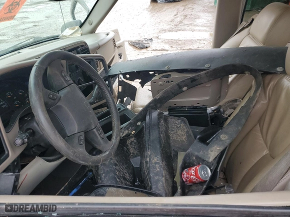 2005 Chevrolet Avalanche LS with VIN 3GNEC12Z25G291738, listed as a Copart auction lot 86274944 with 167,874 mi miles and Salvage Title. Bid and sale history available at carsss.com. Image 7.