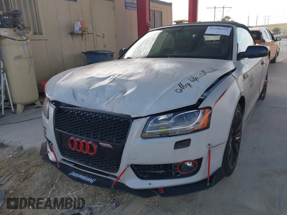 2010 Audi A5 Premium Plus with VIN WAULFAFH4AN020929, listed as a IAAI auction lot 41280631 with 90,882 mi miles. Bid and sale history available at carsss.com. Image 17.