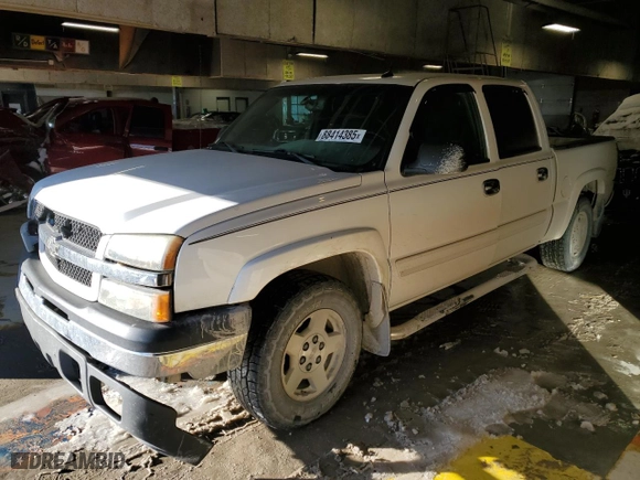 2004 Chevrolet Silverado 1500 Crew Cab Z71 with VIN 2GCEK13T341338174, listed as a Copart auction lot 88414385 with 222,775 mi miles and Salvage Title. Bid and sale history available at carsss.com. Image 1.