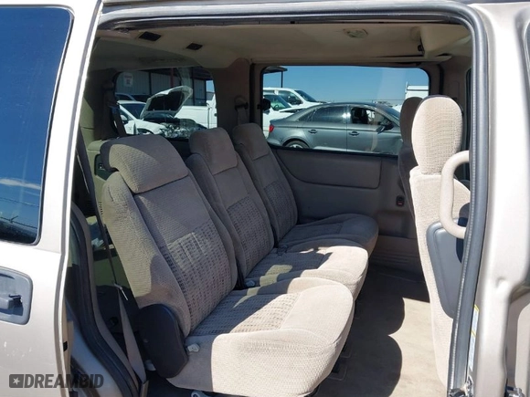 2004 Chevrolet Venture LS with VIN 1GNDX03E44D190069, listed as a IAAI auction lot 40689706 with NaN miles. Bid and sale history available at carsss.com. Image 8.