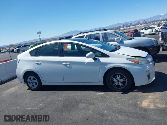 2011 Toyota Prius I z VIN JTDKN3DU9B5294772, wystawiony jako IAAI lot #41837709 z przebiegiem 166 436 mil mil oraz . Historia ofert i sprzedaży dostępna na DreamBid. Obrazek 13.