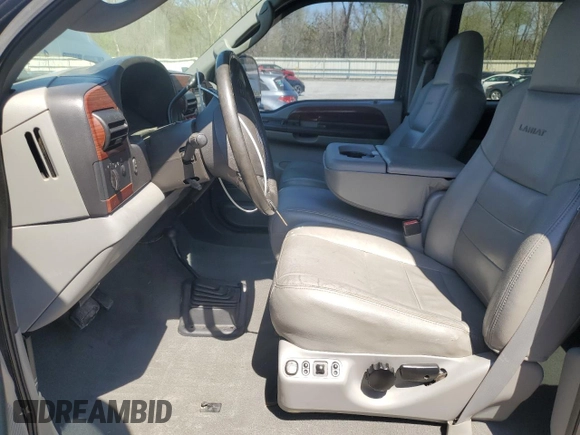 2005 Ford F-250 XL с VIN 1FTSW21P85EC27655, выставлен на аукционе Copart как лот 54161755 с пробегом 186 502 миль миль и Списание • Salvage title. История ставок и продаж доступна на DreamBid. Изображение 7.