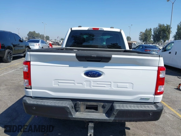 2022 Ford F-150 XL z VIN 1FTEX1CP3NKF26053, wystawiony jako IAAI lot #40372191 z przebiegiem Nie podano mil oraz . Historia ofert i sprzedaży dostępna na DreamBid. Obrazek 15.