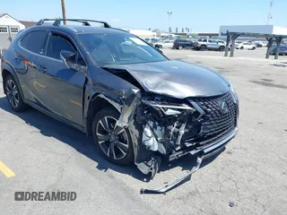 2022 Lexus UX 200 z VIN JTHX3JBH7N2055392, wystawiony jako IAAI lot #42282895 z przebiegiem 46 776 mil mil oraz . Historia ofert i sprzedaży dostępna na DreamBid. Obrazek 1.