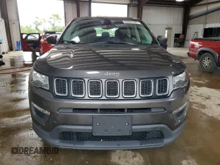 2019 Jeep Compass Sport с VIN 3C4NJDAB5KT683846, выставлен на аукционе Copart как лот 63647365 с пробегом 53 426 миль миль и Списание • Salvage title. История ставок и продаж доступна на DreamBid. Изображение 5.