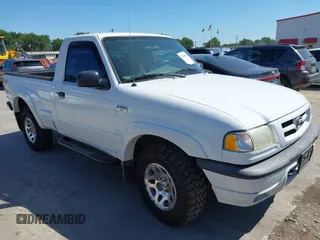 2001 Mazda B-Series Truck DS z VIN 4F4YR12U31TM31101, wystawiony jako IAAI lot #42240811 z przebiegiem 278 755 mil mil oraz . Historia ofert i sprzedaży dostępna na DreamBid. Obrazek 1.