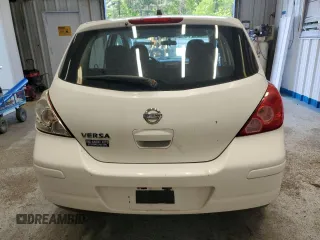 2011 Nissan Versa S с VIN 3N1BC1CPXBL492172, выставлен на аукционе Copart как лот 59382285 с пробегом 135 879 миль миль и Списание • Salvage title. История ставок и продаж доступна на DreamBid. Изображение 6.