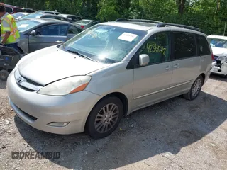 2008 Toyota Sienna XLE z VIN 5TDZK22C78S206493, wystawiony jako IAAI lot #42364282 z przebiegiem 216 662 mil mil oraz . Historia ofert i sprzedaży dostępna na DreamBid. Obrazek 2.