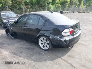 2006 BMW 3 Series 330i with VIN WBAVB33566PS19194, listed as a IAAI auction lot 42092890 with 110,426 mi miles and . Bid and sale history available at DreamBid. Image 3.