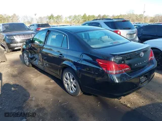 2008 Toyota Avalon XL with VIN 4T1BK36BX8U264663, listed as a IAAI auction lot 41984309 with 92,177 mi miles. Bid and sale history available at carsss.com. Image 3.