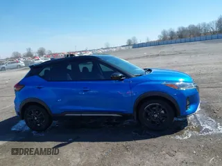 2021 Nissan Kicks SR with VIN 3N1CP5DV3ML561218, listed as a IAAI auction lot 41691829 with 99,361 mi miles. Bid and sale history available at carsss.com. Image 13.