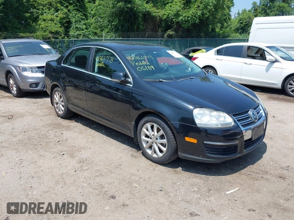 2010 Volkswagen Jetta SE z VIN 3VWRZ7AJ9AM042787, wystawiony jako IAAI lot #42466773 z przebiegiem 144 829 mil mil oraz . Historia ofert i sprzedaży dostępna na DreamBid. Obrazek 1.