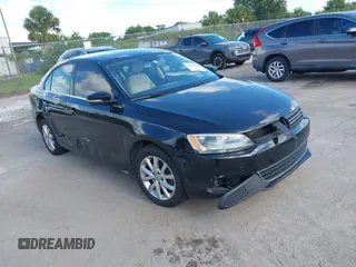 2014 Volkswagen Jetta SE with VIN 3VWD17AJ5EM217947, listed as a IAAI auction lot 42492226 with 166,252 mi miles and . Bid and sale history available at DreamBid. Image 1.