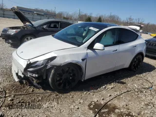 2023 Tesla Model Y Long Range with VIN 7SAYGDEE5PF691745, listed as a Copart auction lot 47784545 with 21,117 mi miles and Salvage Title. Bid and sale history available at DreamBid. Image 1.