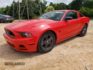2014 Ford Mustang V6 with VIN 1ZVBP8AM0E5241665, listed as a Copart auction lot 60960965 with 19,942 mi miles and Salvage title. Bid and sale history available at DreamBid. Image 1.
