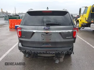 2016 Ford Explorer XLT with VIN 1FM5K7D87GGB32338, listed as a IAAI auction lot 41901509 with 89,304 mi miles. Bid and sale history available at carsss.com. Image 17.