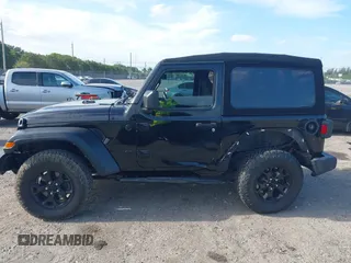 2021 Jeep Wrangler Sport z VIN 1C4GJXAN7MW796019, wystawiony jako IAAI lot #42172407 z przebiegiem 34 128 mil mil oraz . Historia ofert i sprzedaży dostępna na DreamBid. Obrazek 14.
