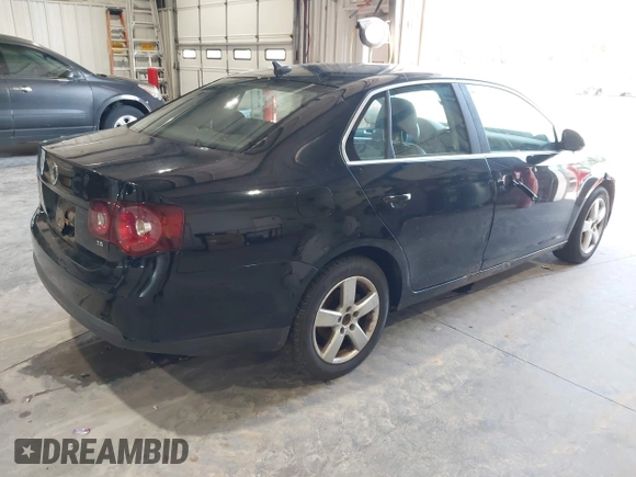 2008 Volkswagen Jetta SE with VIN 3VWRM71K08M115501, listed as a IAAI auction lot 42380706 with 212,471 mi miles and . Bid and sale history available at DreamBid. Image 4.