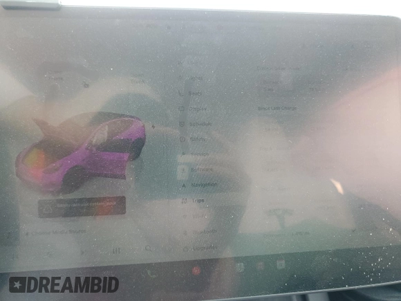 2024 Tesla Model Y Long Range with VIN 7SAYGDEE2RA335818, listed as a Copart auction lot 48821475 with 4,415 mi miles and Salvage Title. Bid and sale history available at DreamBid. Image 9.