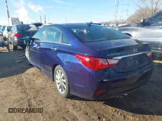 2014 Hyundai Sonata SE with VIN 5NPEC4AC6EH839254, listed as a IAAI auction lot 41531077 with 190,000 mi miles and . Bid and sale history available at DreamBid. Image 3.