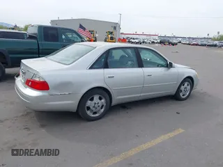 2003 Toyota Avalon XL with VIN 4T1BF28B93U279272, listed as a IAAI auction lot 42106495 with 161,904 mi miles and . Bid and sale history available at carsss.com. Image 4.