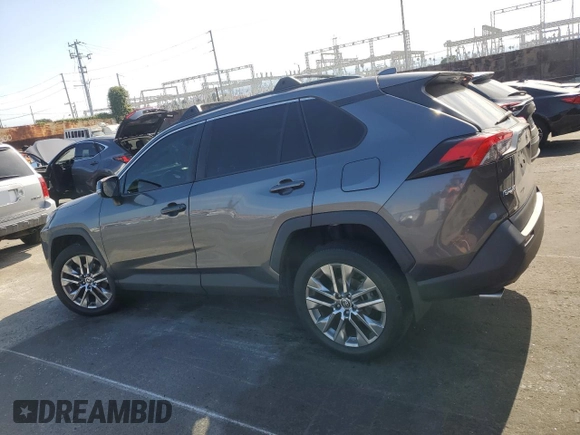 2021 Toyota RAV4 XLE Premium with VIN 2T3C1RFV3MC136191, listed as a Copart auction lot 61188995 with 53,524 mi miles and Salvage title. Bid and sale history available at DreamBid. Image 2.