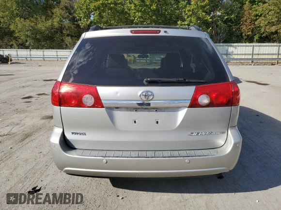 2008 Toyota Sienna XLE with VIN 5TDZK22C18S183213, listed as a Copart auction lot 72261304 with 121,064 mi miles and Clean Title. Bid and sale history available at carsss.com. Image 6.