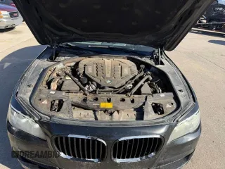 2013 BMW 7 Series 750i with VIN WBAYA8C5XDC996785, listed as a Copart auction lot 48892145 with 134,427 mi miles and Clean Title. Bid and sale history available at DreamBid. Image 7.