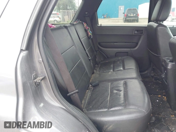 2011 Ford Escape XLT z VIN 1FMCU9D73BKA87277, wystawiony jako IAAI lot #42662242 z przebiegiem 207 649 mil mil oraz . Historia ofert i sprzedaży dostępna na DreamBid. Obrazek 8.