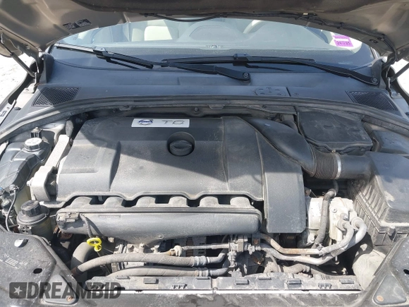 2012 Volvo XC70 T6 with VIN YV4902BZXC1137733, listed as a IAAI auction lot 42018303 with Not Provided miles and . Bid and sale history available at DreamBid. Image 10.