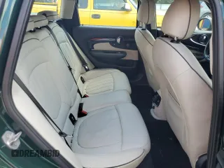 2016 MINI Clubman z VIN WMWLN5C5XG2E29275, wystawiony jako Copart lot #68162014 z przebiegiem 79 754 mil mil oraz Nie do naprawy. Historia ofert i sprzedaży dostępna na DreamBid. Obrazek 10.