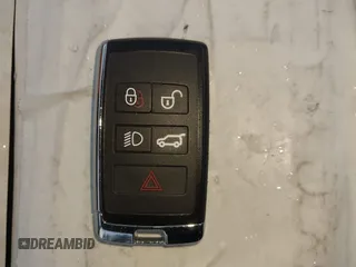 2022 Land Rover Defender X-Dynamic HSE z VIN SALE37RUXN2092086, wystawiony jako IAAI lot #41152865 z przebiegiem 17 756 mil mil oraz . Historia ofert i sprzedaży dostępna na DreamBid. Obrazek 11.