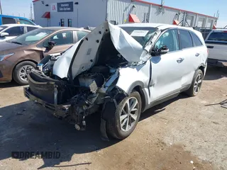 2020 Kia Sorento LX V6 with VIN 5XYPG4A56LG670260, listed as a IAAI auction lot 41664017 with 70,402 mi miles. Bid and sale history available at carsss.com. Image 18.