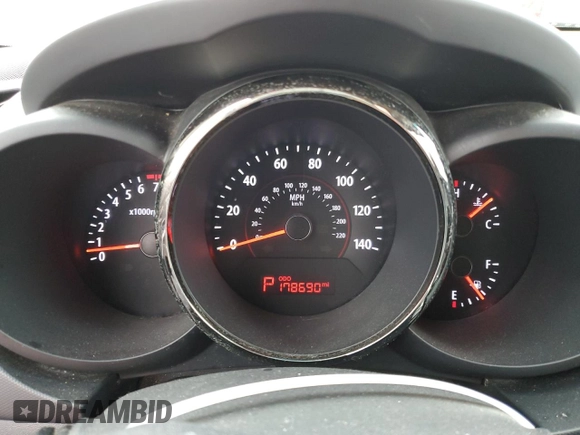 2010 Kia Soul + with VIN KNDJT2A29A7702804, listed as a Copart auction lot 88989345 with 178,690 mi miles and Salvage Title. Bid and sale history available at DreamBid. Image 9.