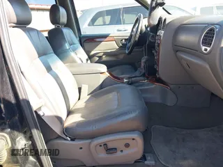 2002 GMC Envoy SLT z VIN 1GKDT13S322146884, wystawiony jako IAAI lot #42244937 z przebiegiem 203 633 mil mil oraz . Historia ofert i sprzedaży dostępna na DreamBid. Obrazek 5.