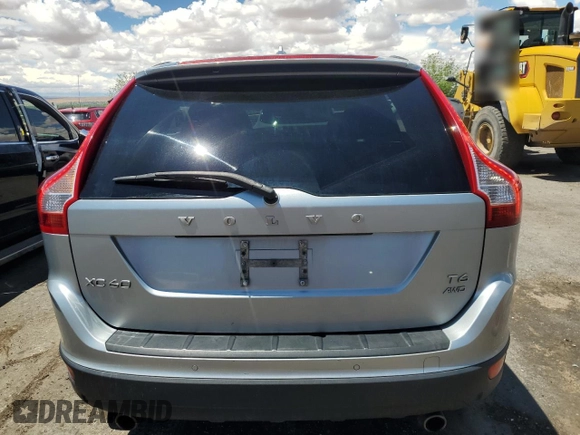 2013 Volvo XC60 T6 с VIN YV4902DZ8D2383477, выставлен на аукционе Copart как лот 55841775 с пробегом 135 756 миль миль и Списание • Salvage title. История ставок и продаж доступна на DreamBid. Изображение 6.