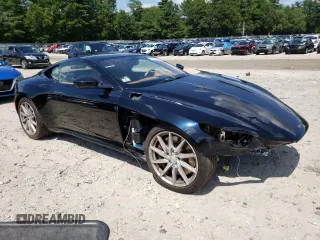 2018 Aston Martin DB11 z VIN SCFRMFAVXJGL03743, wystawiony jako Copart lot #61625494 z przebiegiem 17 207 mil mil oraz Szkody całkowita. Historia ofert i sprzedaży dostępna na DreamBid. Obrazek 4.