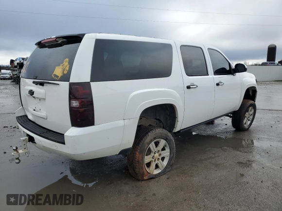 2008 Chevrolet Suburban LT w/2LT with VIN 3GNFK16388G267557, listed as a Copart auction lot 43952315 with 243,207 mi miles and Salvage Title. Bid and sale history available at carsss.com. Image 3.