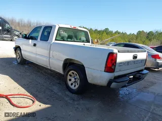 2007 Chevrolet Silverado 1500 Work Truck with VIN 1GCEC19X37Z105625, listed as a IAAI auction lot 41781028 with 257,490 mi miles. Bid and sale history available at carsss.com. Image 3.