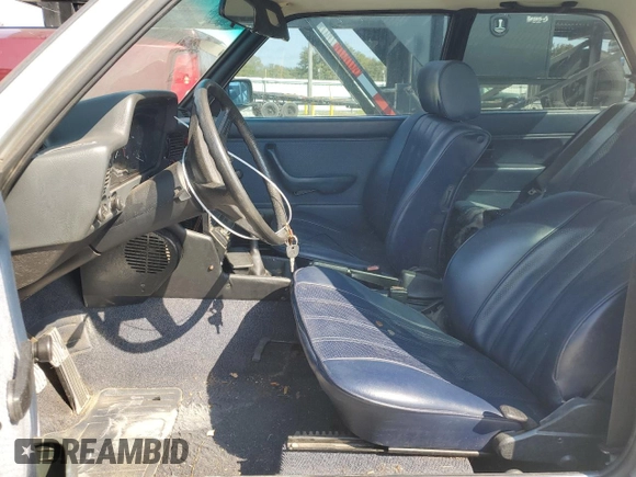 1982 BMW 3 Series z VIN WBAAG3307C8378560, wystawiony jako Copart lot #83790224 z przebiegiem 83 004 mil mil oraz Tytuł czysty. Historia ofert i sprzedaży dostępna na DreamBid. Obrazek 7.