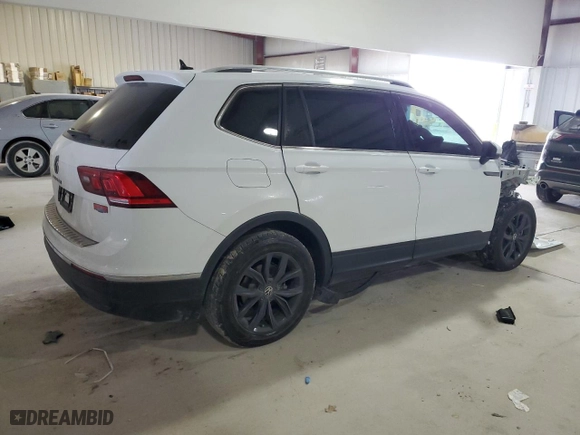 2024 Volkswagen Tiguan SE with VIN 3VVNB7AX6RM040325, listed as a Copart auction lot 45970755 with 11,395 mi miles and Salvage Title. Bid and sale history available at carsss.com. Image 3.